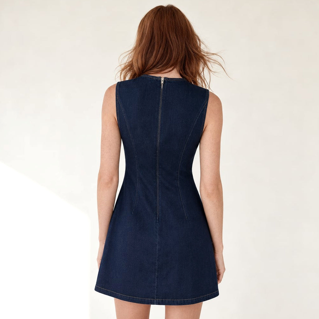 Mini-Kleid Dunkelblau Denim Asymmetrische Knopfleiste A-Linie Ärmellos – Vitolia