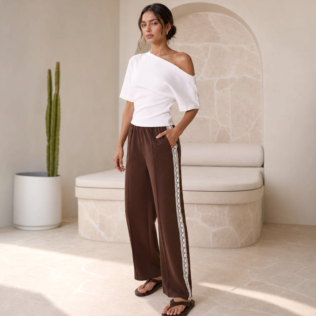 Racer-Stripe Hose mit Falten und Spitzenabschluss Schokolade/Spitze – Vitolia