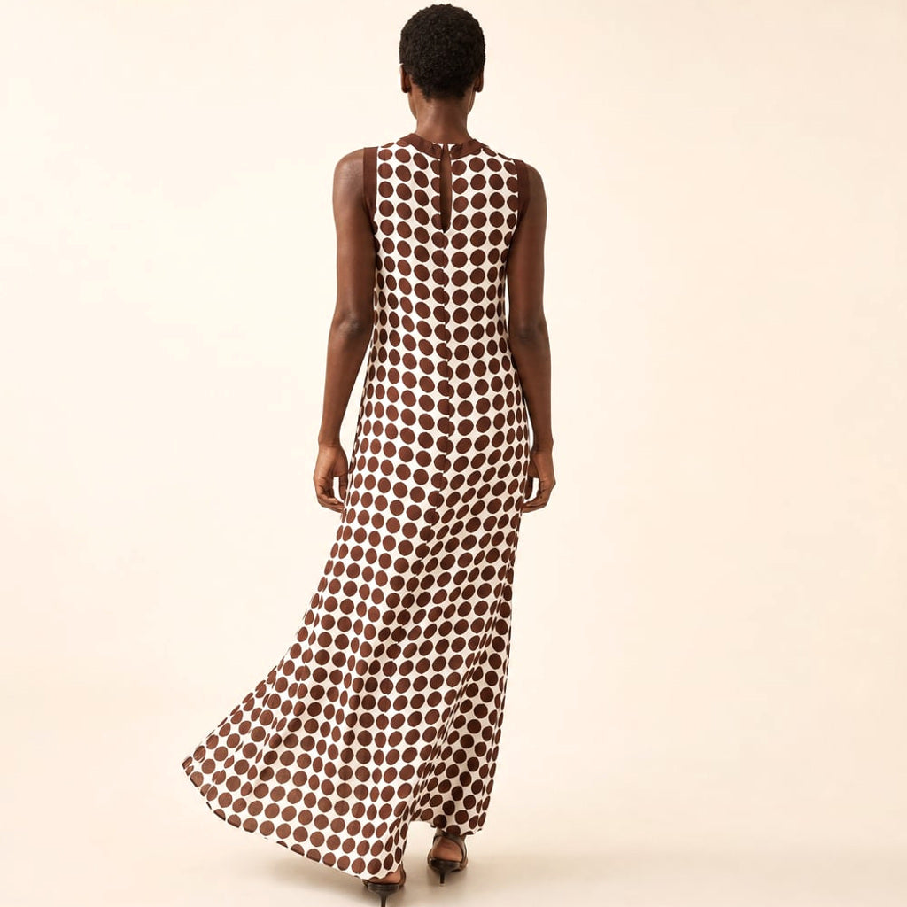 Ärmelloses Maxi-Kleid mit Schokoladen-Punktmuster und Knopfleiste – Vitolia