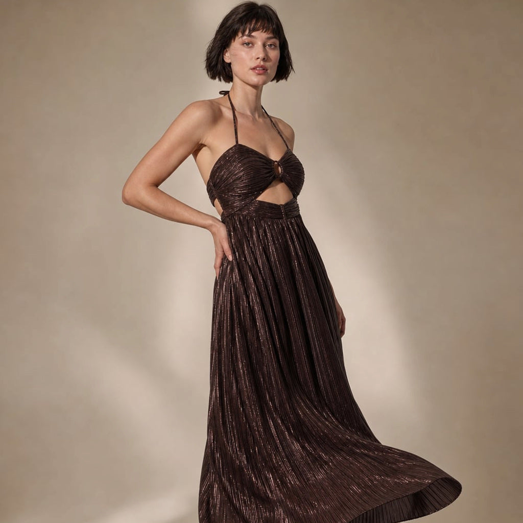 Maxi-Kleid mit Neckholder Ausschnitt Cut-Out Schokobraun – Vitolia