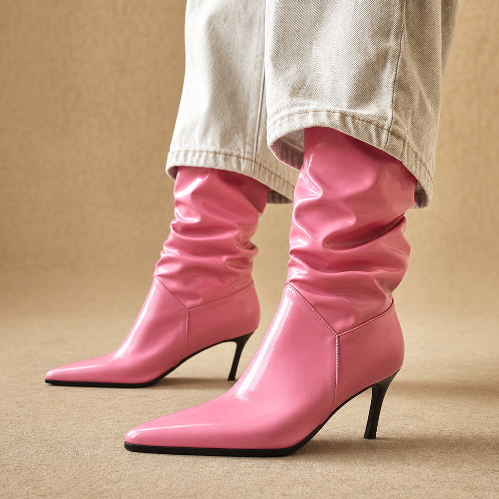 Elwira | Wadenstiefel mit Slouch-Schaft und Stiletto Pink – Produktfoto