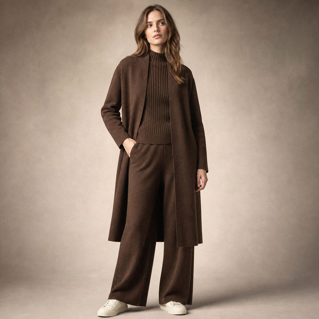 Erdmute | Strick-Set aus Schurwollmischung mit weichem Fall Truffle Brown – Produktfoto