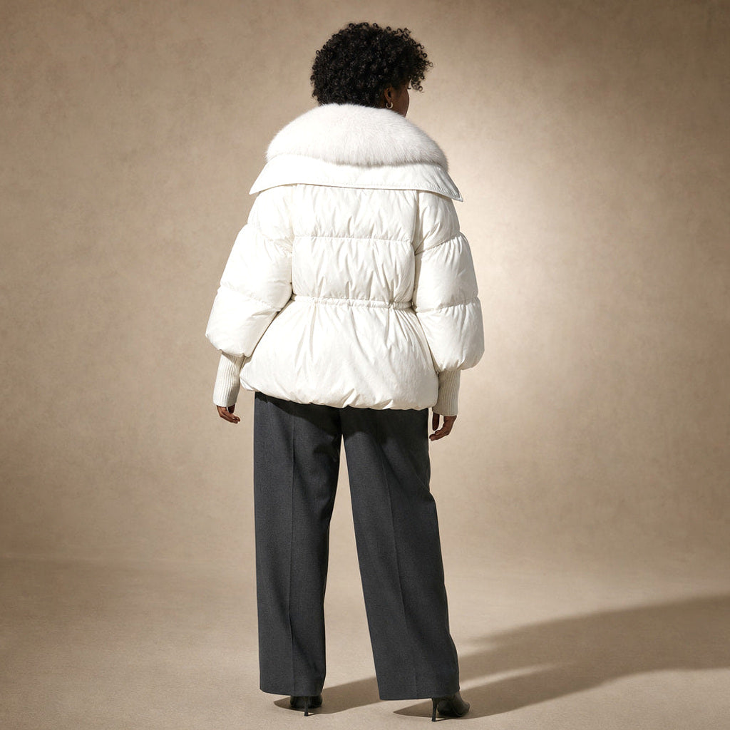 Erlinde | Steppjacke mit Tunnelzug und Volumenkragen Weiß – Gesamtlook