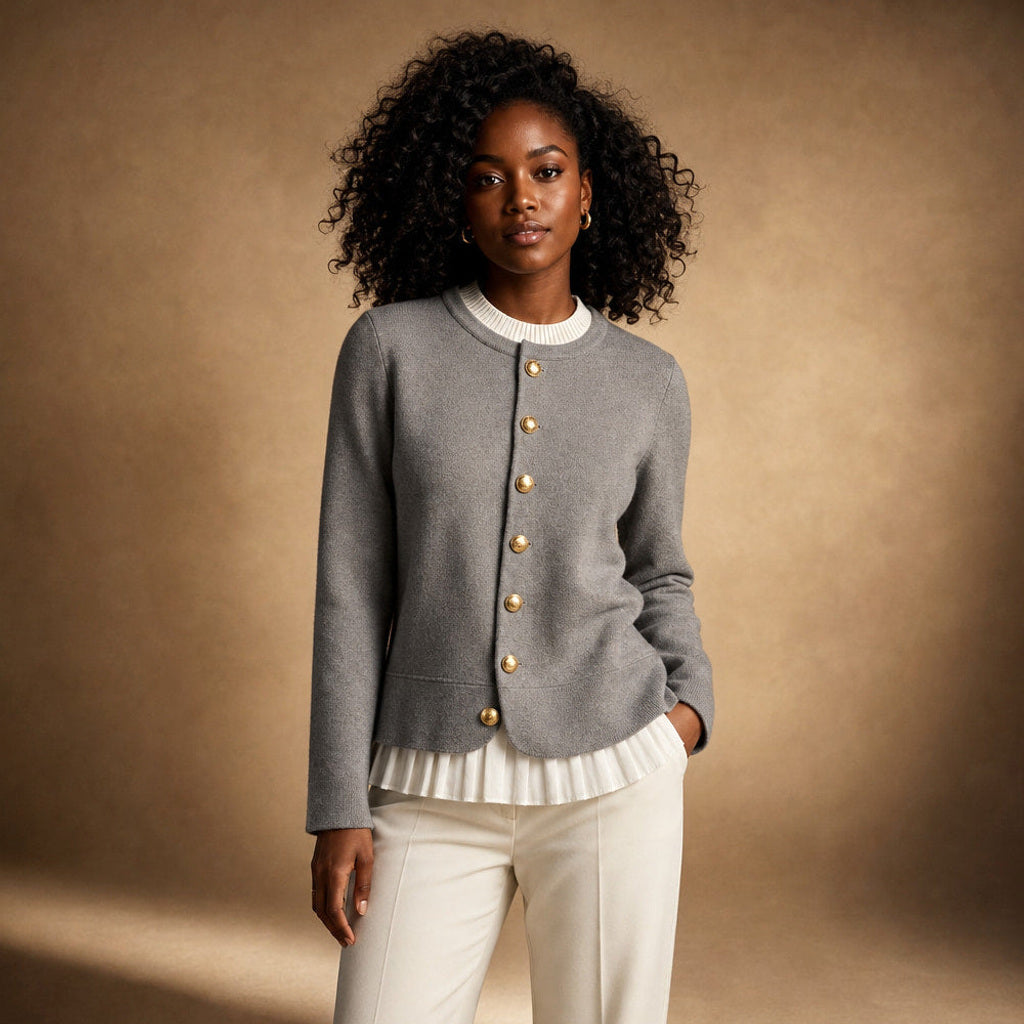 Gerhilt | Pullover aus Merinomischung mit Goldknöpfen – Produktfoto