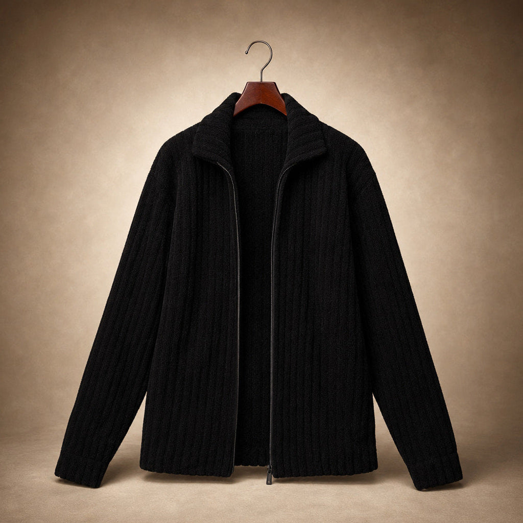 Gertraud | Plüschjacke mit durchgehendem Zip Schwarz – Produktfoto