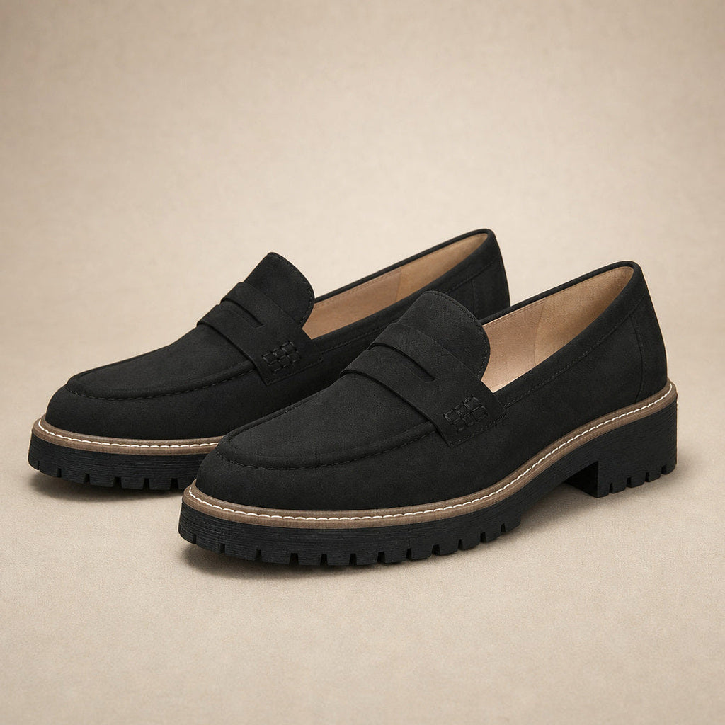 Godehild | Chunky Loafer mit Plateausohle und Rundkappe in Schwarz – Premium Editorial