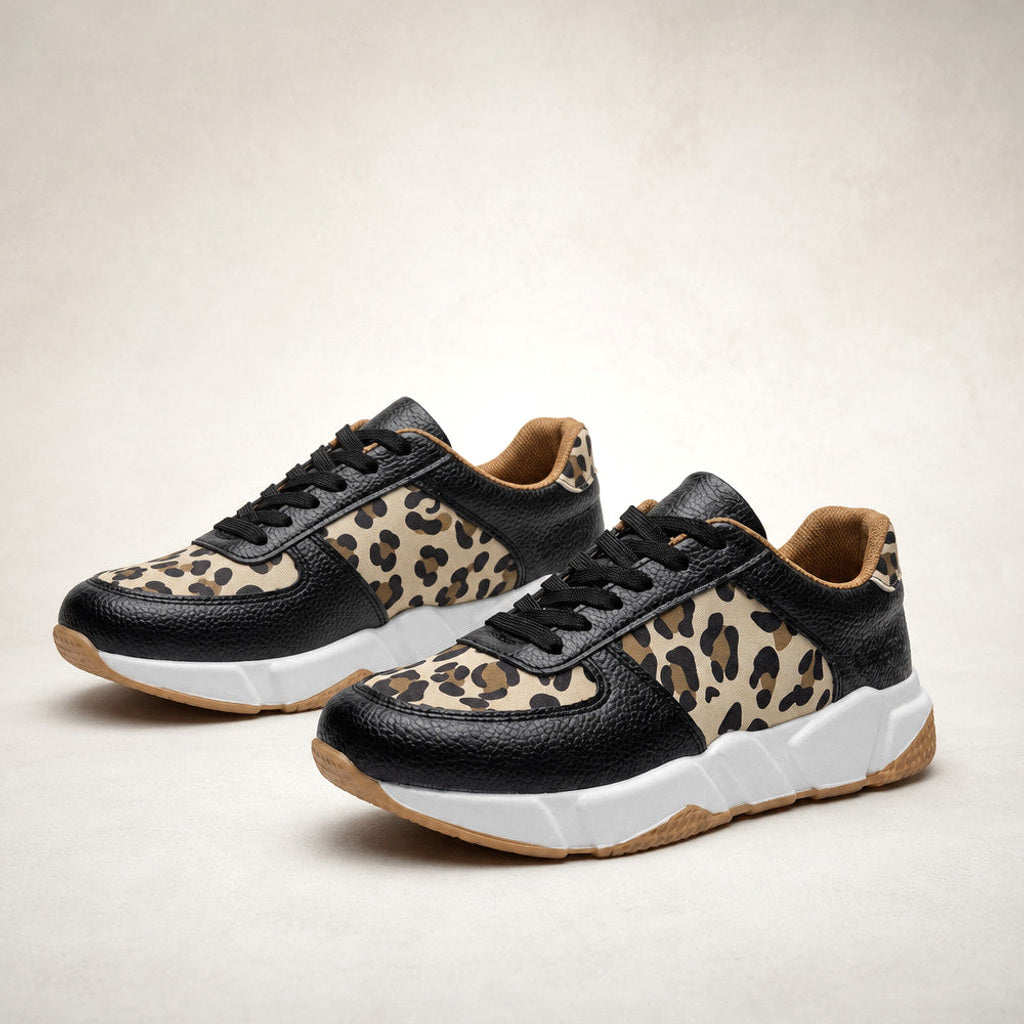 Gothilde | Plateau Sneaker mit Leopardenprint-Panel – Produktfoto