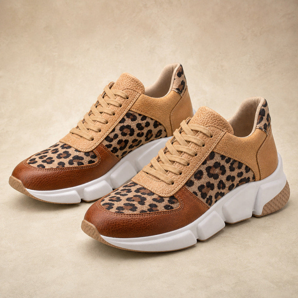 Gothilde | Plateau Sneaker mit Leopardenprint-Panel – Produktfoto