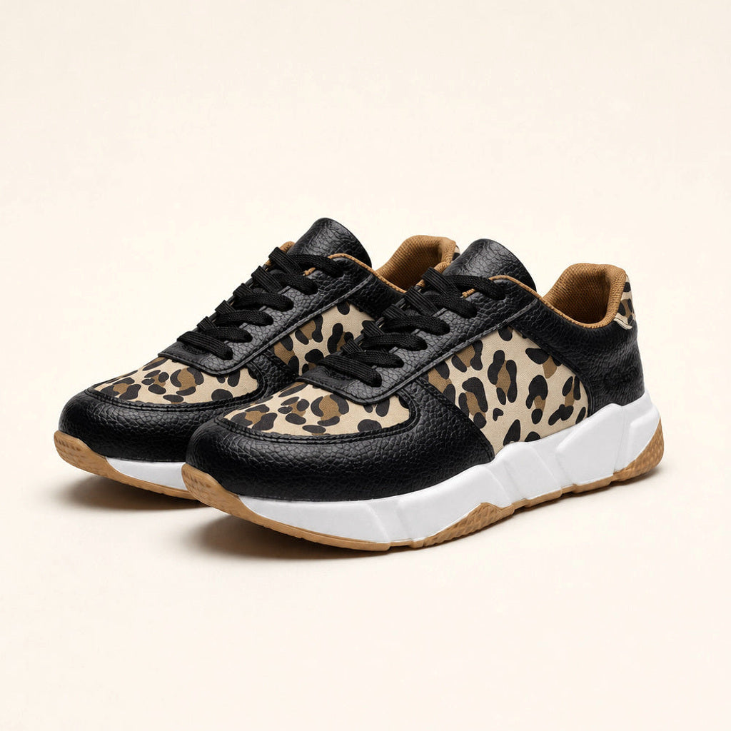 Gothilde | Plateau Sneaker mit Leopardenprint-Panel Schwarz – Produktfoto