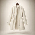 Gretel | Kurzer Trenchcoat mit Bindegürtel Weiß – Produktfoto