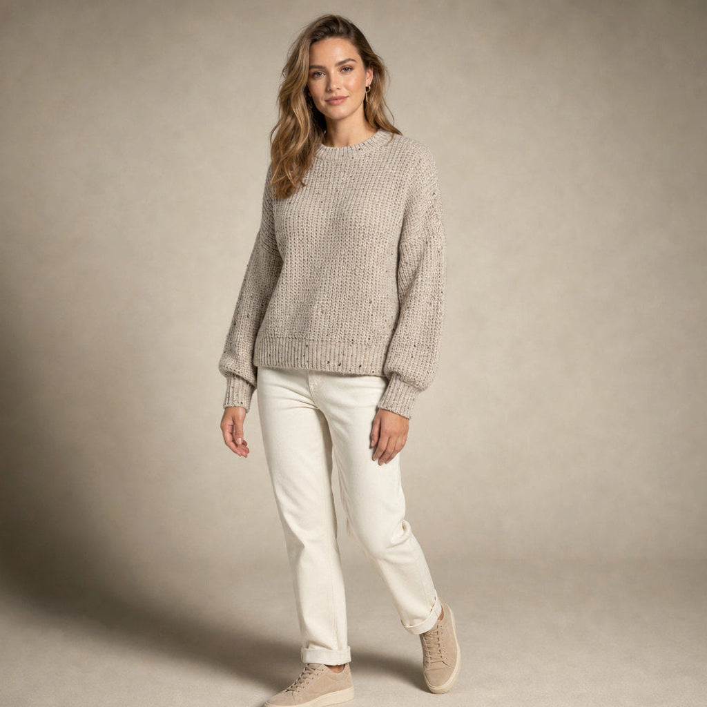 Haedwig | Rollkragenpullover mit Retro-Strickmuster Beige – Seitenansicht