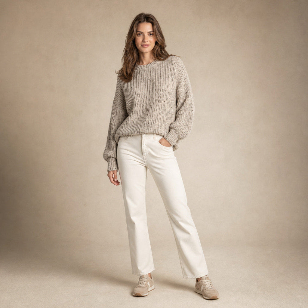 Haedwig | Rollkragenpullover mit Retro-Strickmuster Beige – Gesamtlook