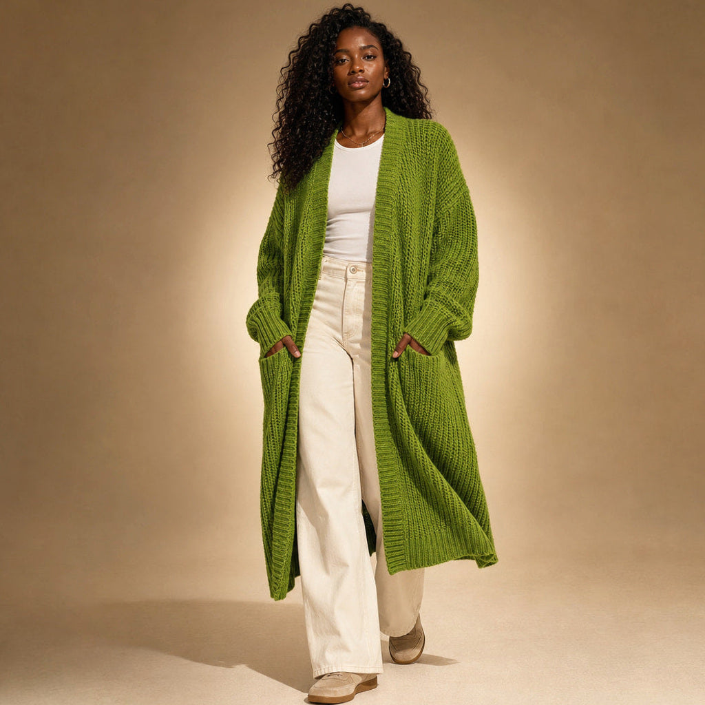 Heiltraud | Lange Strickjacke mit offener Front in Oliv – Premium Editorial