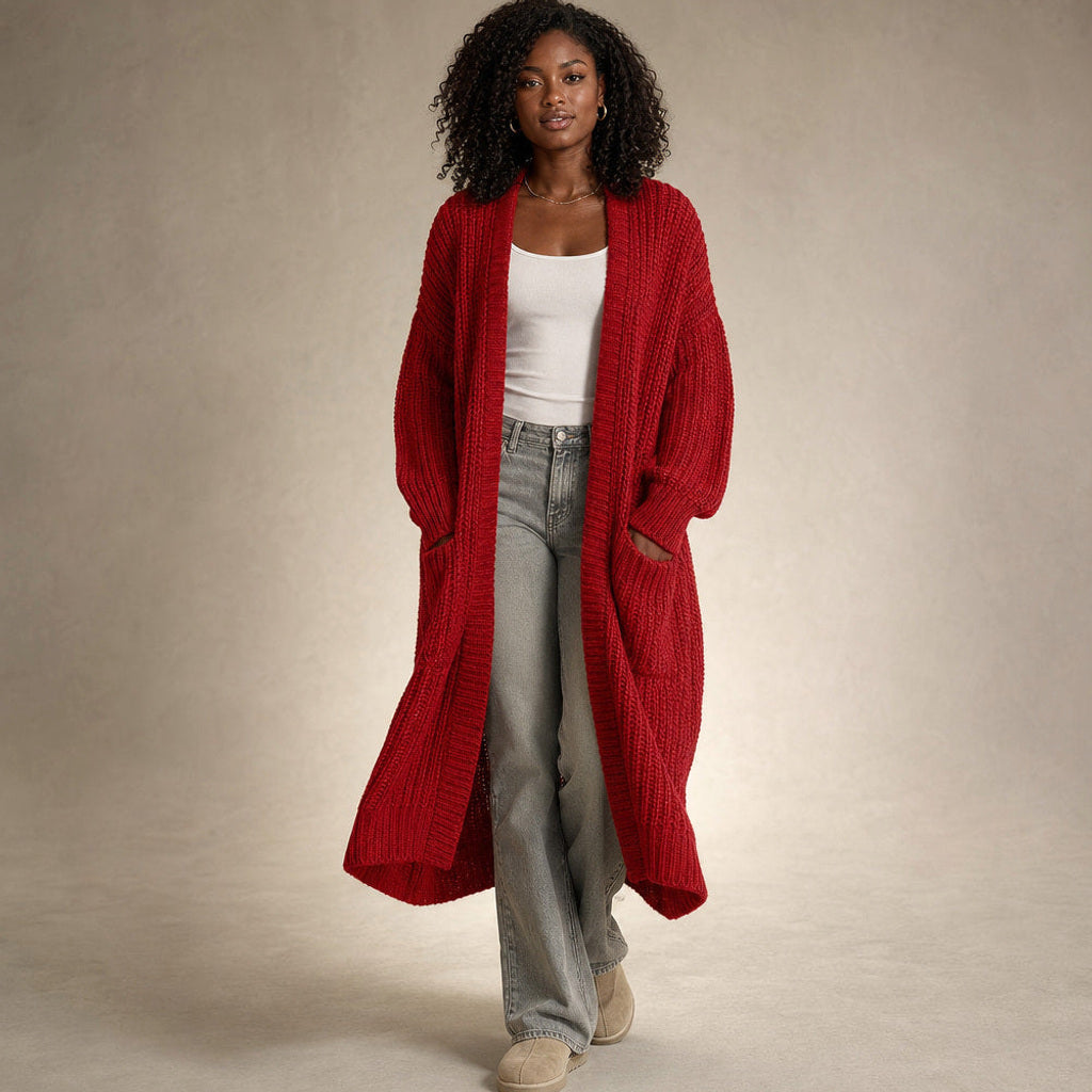Heiltraud | Lange Strickjacke mit offener Front in Rot – Premium Editorial