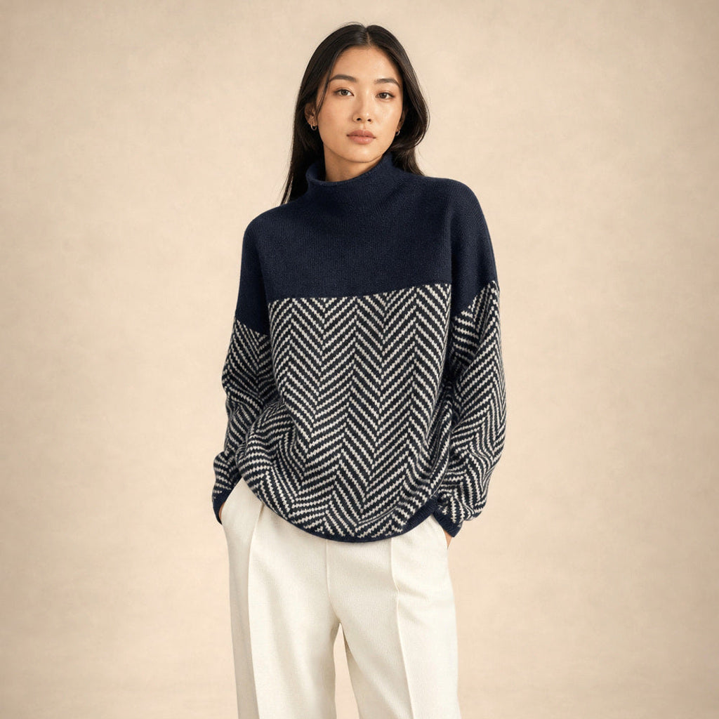 Ilona | Rollkragenpullover mit weichem Rippstrick in Marineblau – Premium Editorial