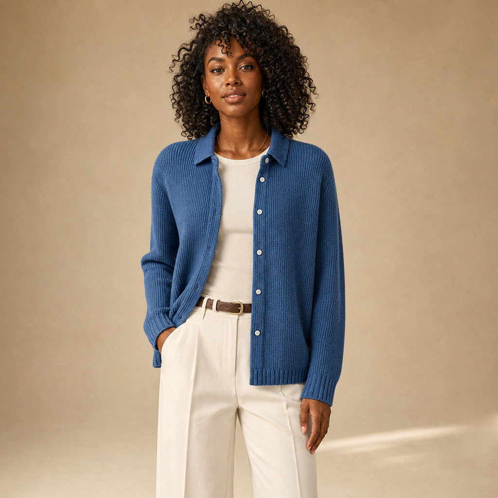 Krimhild | Lange Strickjacke mit Knopfleiste – Premium Editorial