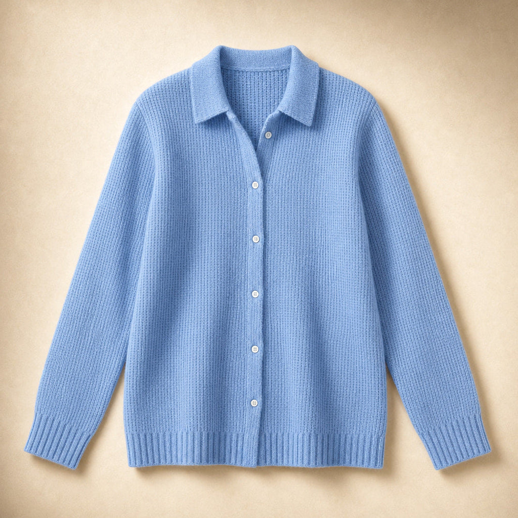Krimhild | Lange Strickjacke mit Knopfleiste Blau – Produktfoto