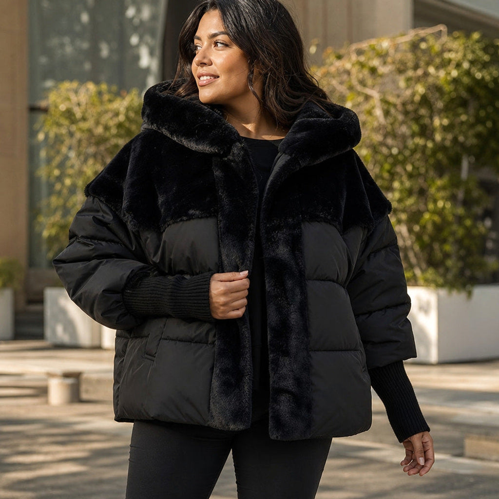 Krimhilde | Steppjacke mit Kapuze und Patchwork-Steppung – Produktfoto