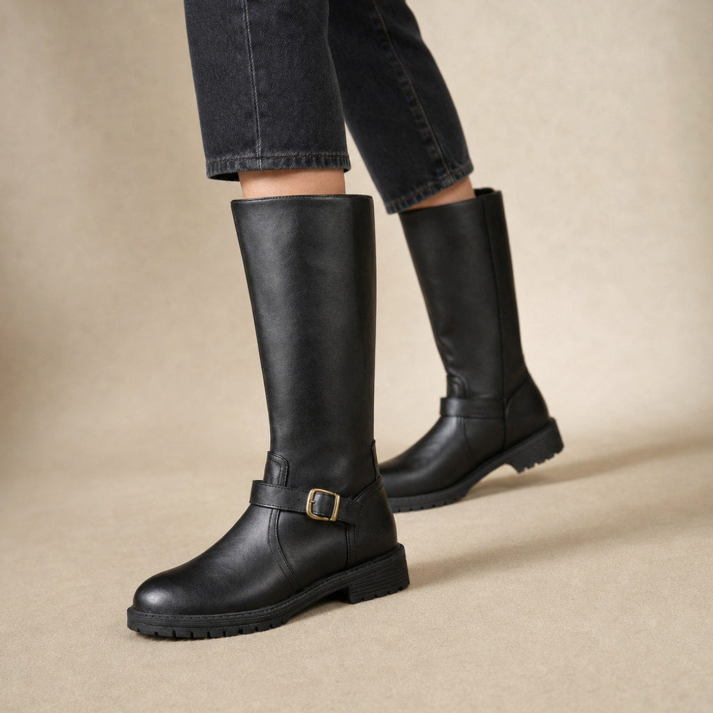 Kunigunde | Chelsea Boots mit gepolstertem Fußbett Schwarz – Produktfoto