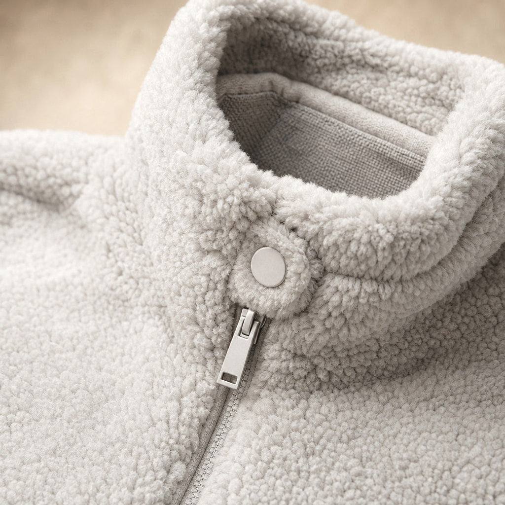 Lebrecht | Teddyfleece-Jacke mit Stehkragen – Stoff- und Detailaufnahme