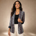 Lieselinde | Blazer Schwarz mit Leopardenmuster Schwarz – Produktfoto