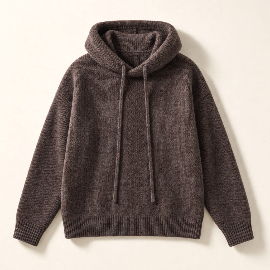 Linnea | Strickpullover mit Kapuze und Rippbündchen Braun – Produktfoto