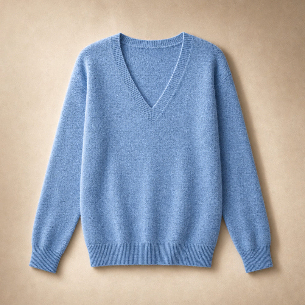 Luise | Feinstrick-Pullover mit V-Ausschnitt Hellblau – Produktfoto
