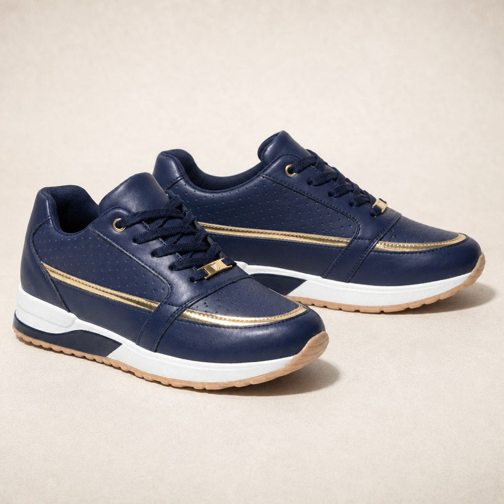 Luiska | Low-Top Sneaker mit Perforation und Plateausohle Marineblau / Blau – Produktfoto
