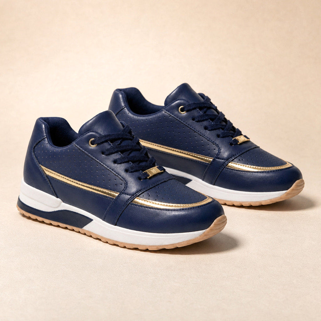 Luiska | Low-Top Sneaker mit Perforation und Plateausohle in Marineblau / Blau – Premium Editorial