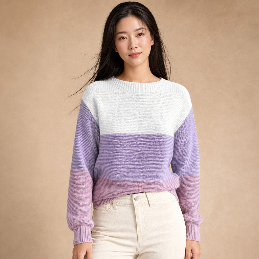 Luitgarde | Color-Block Pullover mit Rollkragen in Lila – Premium Editorial