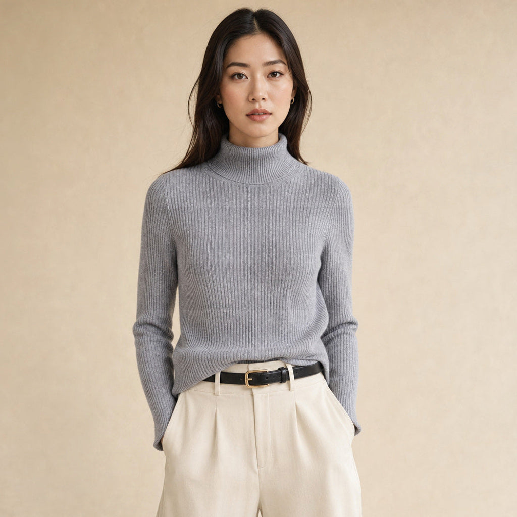 Metta | Rollkragenpullover aus Feinrippstrick – Premium Editorial