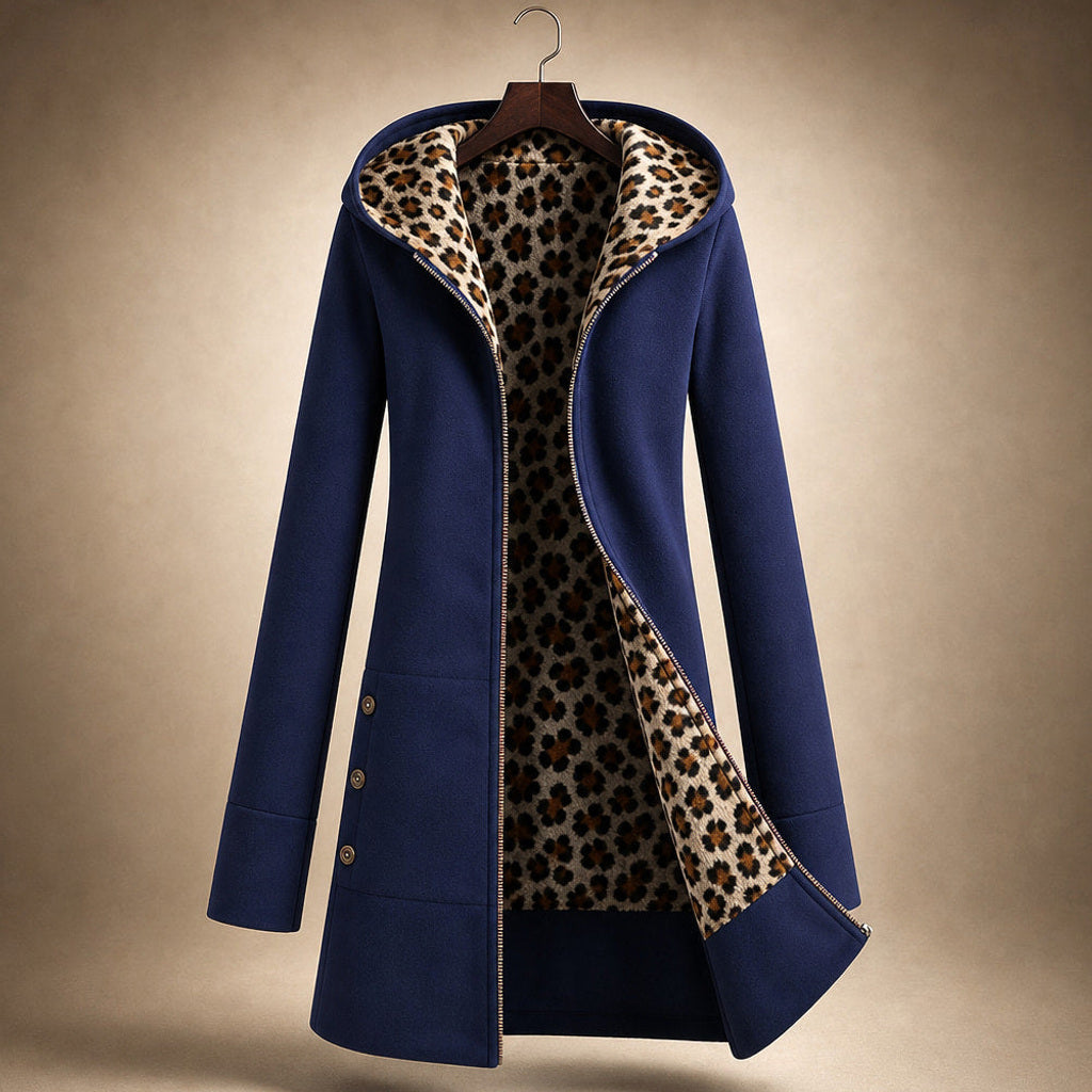 Nadine | Winterjacke mit Kapuze und Leopardenmuster Dunkelblau – Produktfoto