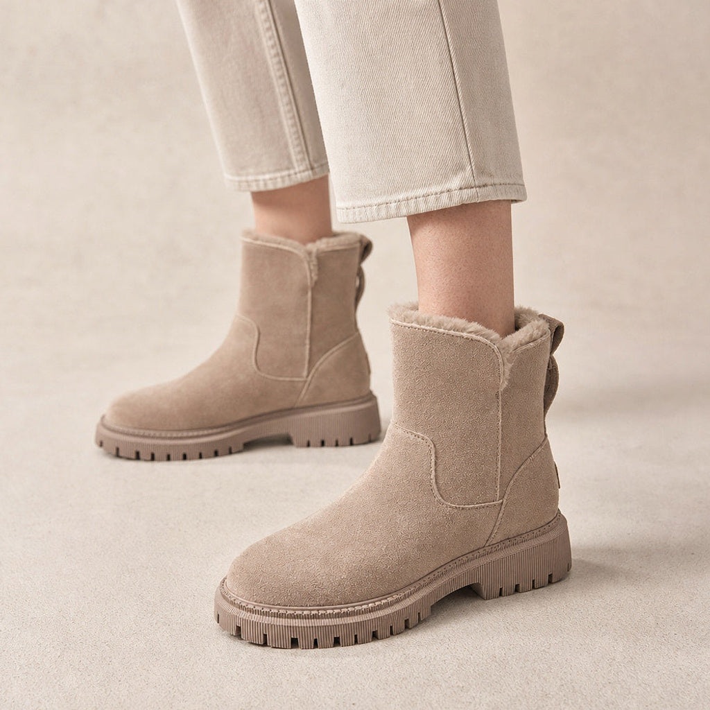 Oelke | Winterstiefelette zum Hineinschlüpfen mit Fleecefutter in Beige – Premium Editorial