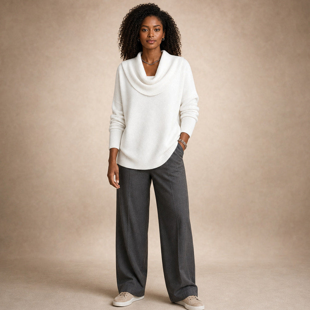 Olesha | Rollkragenpullover mit Wasserfallkragen in Weiß – Premium Editorial