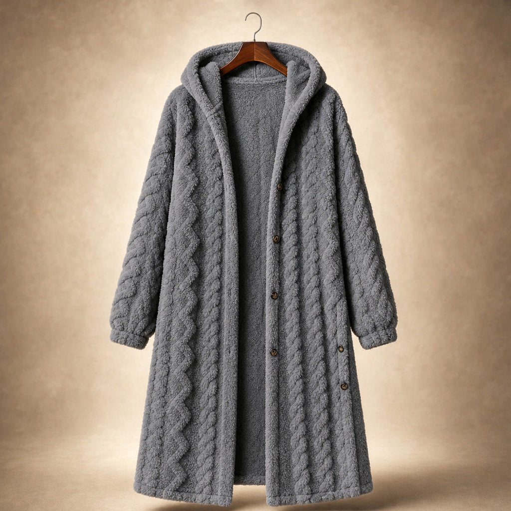 Ramhilde | Wollmantel mit Kapuze und Argyle-Jacquard – Produktfoto