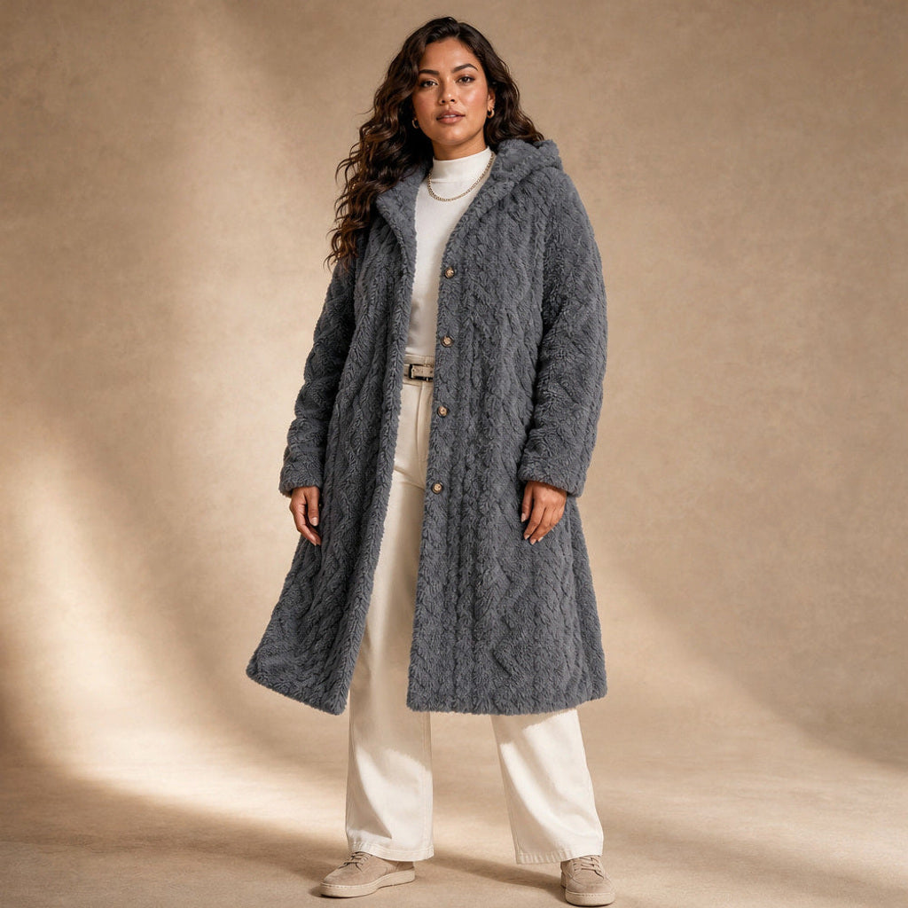 Ramhilde | Wollmantel mit Kapuze und Argyle-Jacquard – Premium Editorial