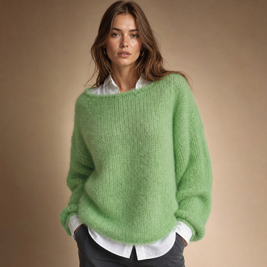 Regindis | Oversized Strickpullover mit Fallschulter in Grün – Premium Editorial