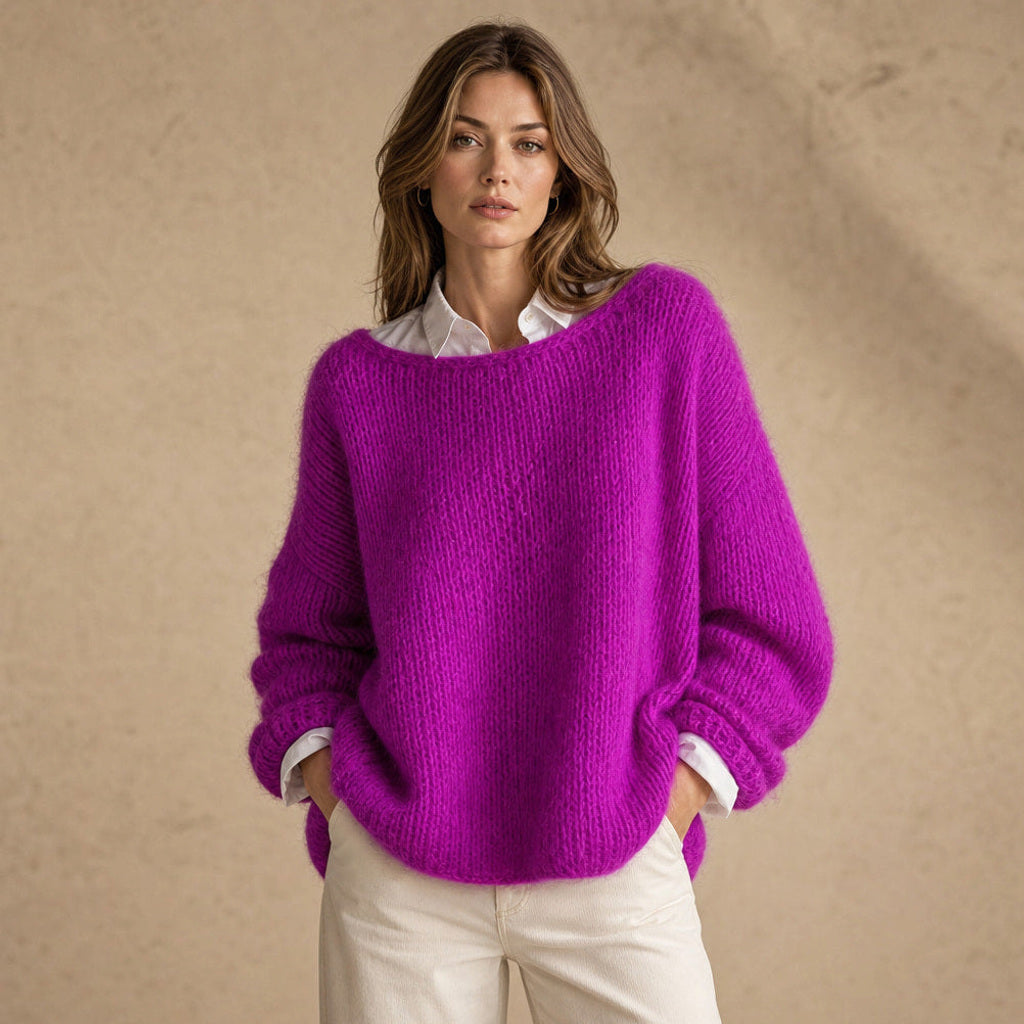 Regindis | Oversized Strickpullover mit Fallschulter in Lila – Premium Editorial