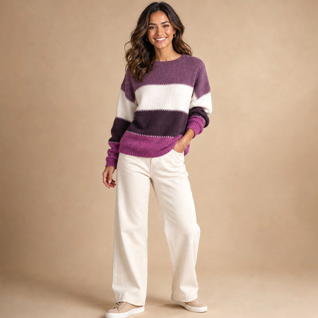 Reinelde | Colourblock-Pullover mit Rundhalsausschnitt in Purple Berry – Premium Editorial