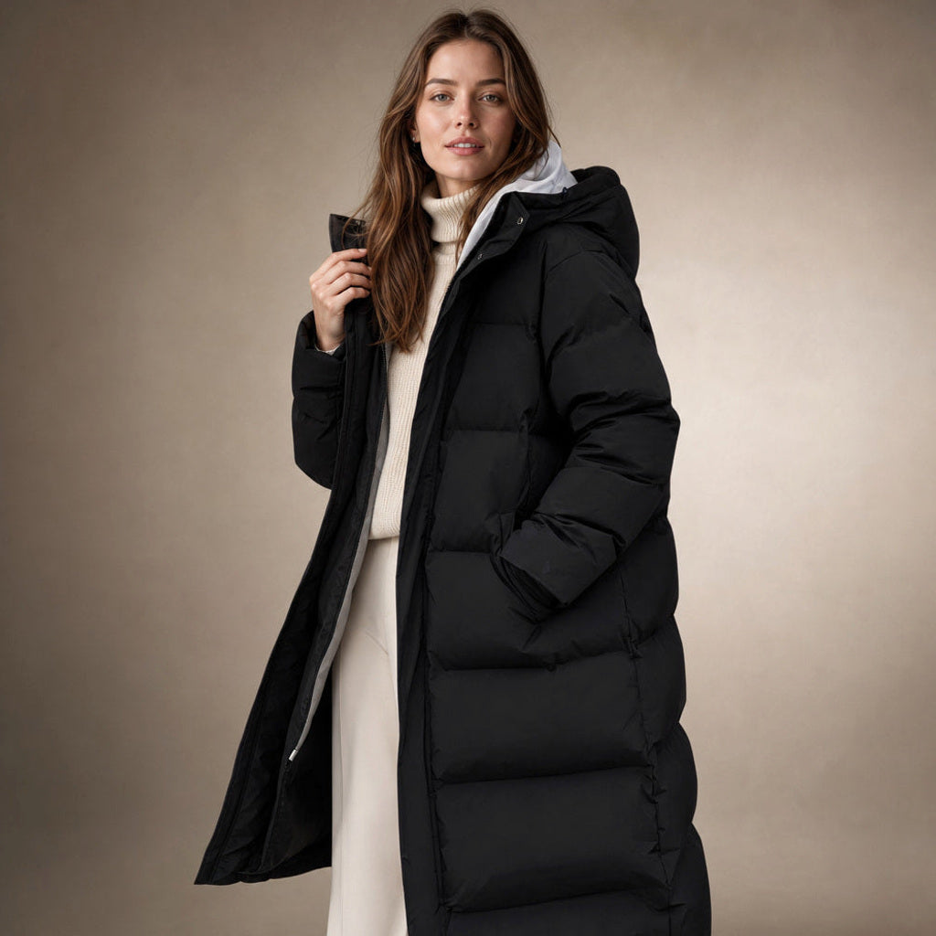 Swanhilde | Langer Kapuzenparka gefüttert Schwarz – Produktfoto