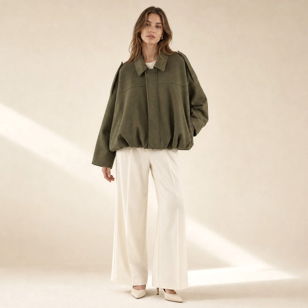 Trudhild | Oversized Bomberjacke mit Rippbündchen – Gesamtlook