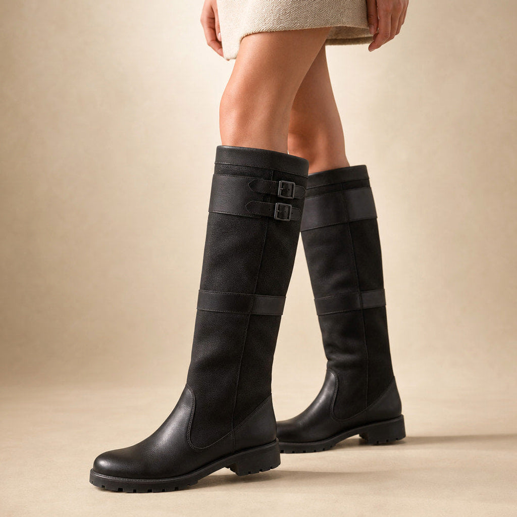 Ursule | Overknee Stiefel mit Doppelschnalle Schwarz – Produktfoto