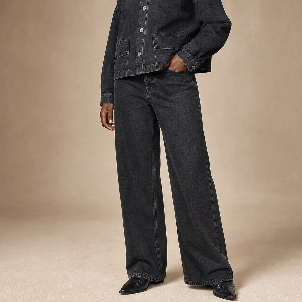 Veronika | Jeansjacke mit Revers-Kragen und Knopfleiste Schwarz – Seitenansicht