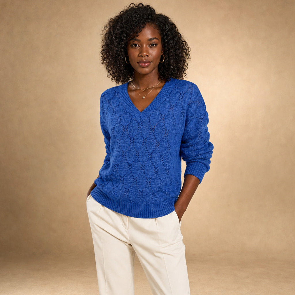 Waltrud | Pullover mit V-Ausschnitt Relaxed Fit – Produktfoto
