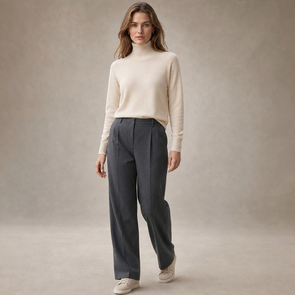Witteke | Rollkragenpullover aus Merino-Kaschmir-Mischung Beige – Seitenansicht
